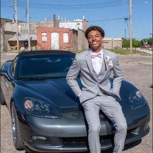 Meet your Posher, Deandre